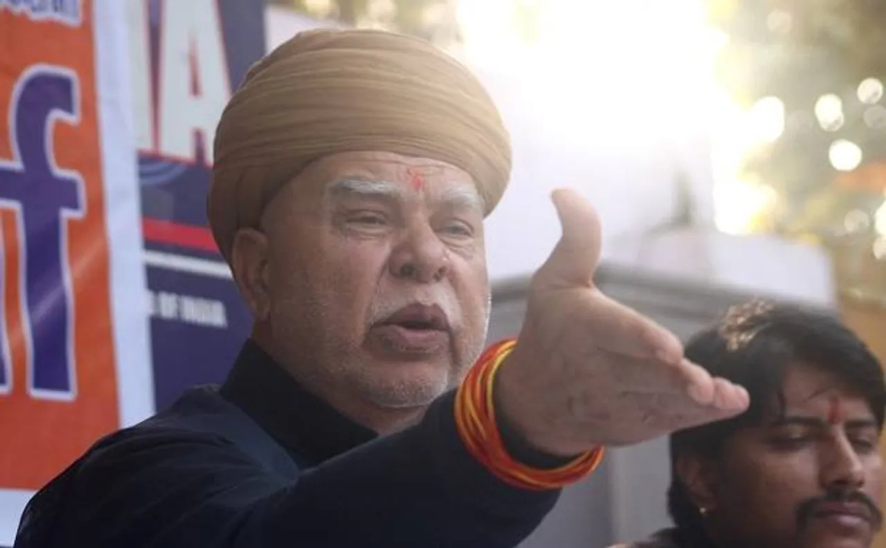 करणी सेना ने दी चेतावनी, कहा- पद्मावत पर किसी भी समझौते की संभावना नहीं