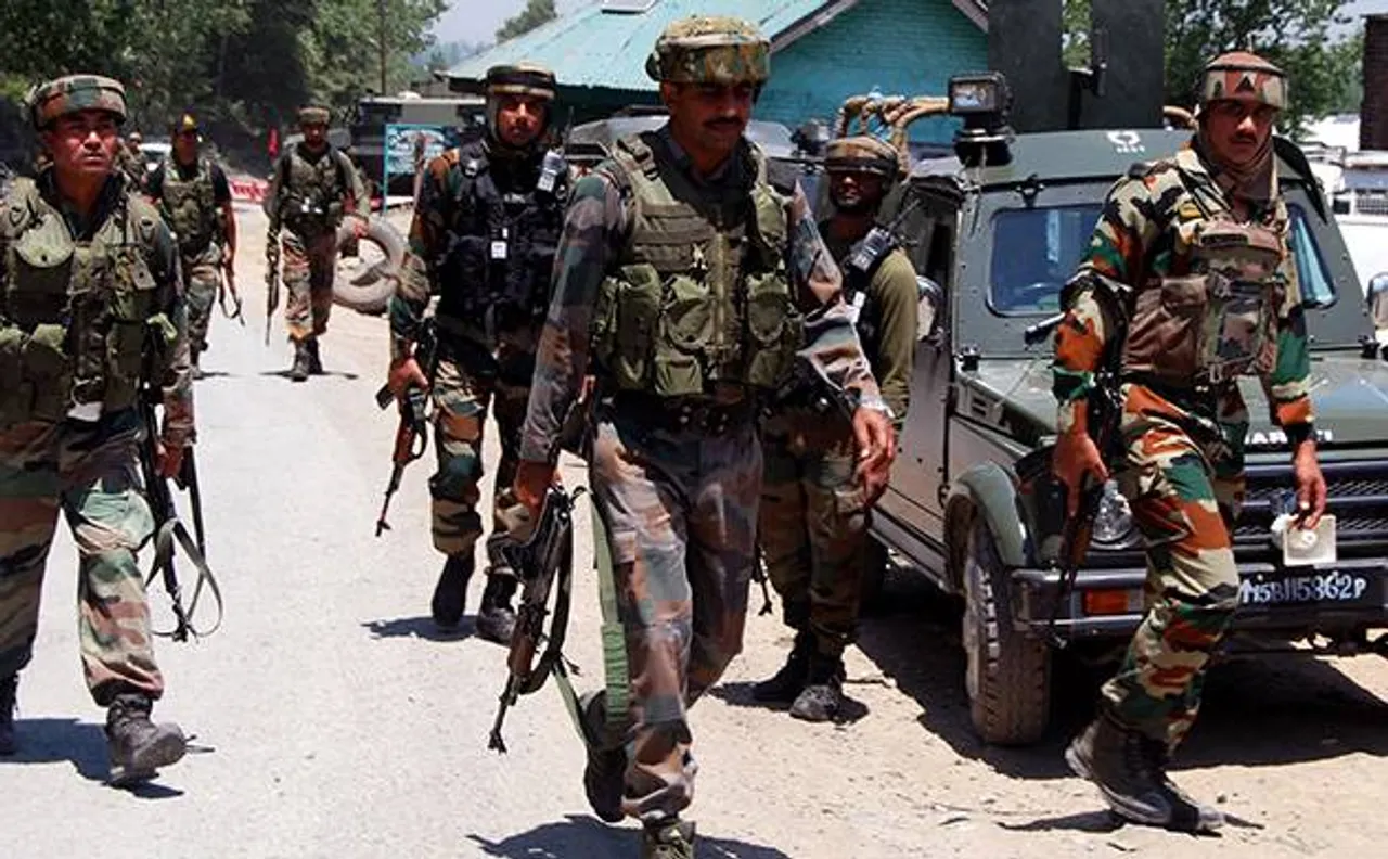 नए हथियारों से लैस होगी सेना, 72 हजार असॉल्ट और 94 हजार कार्बाइन राइफल खरीदने को मिली मंजूरी