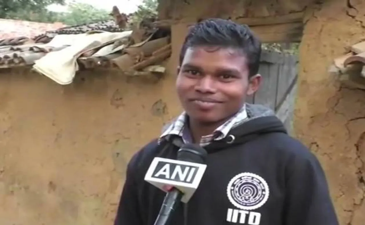 छत्तीसगढ़ के दो आदिवासी छात्रों ने दिल्ली आईआईटी में पाया प्रवेश