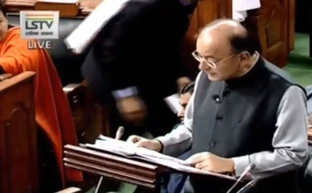 Budget 2018: CBDT ने कहा, 40,000 हजार के स्टैंडर्ड डिडक्शन के लिये अब नहीं देना होगा बिल और कागज