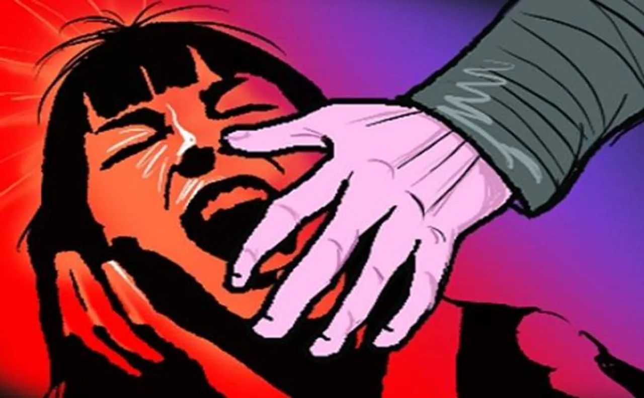 'पद्मावत' देखने गई युवती के साथ सिनेमा हॉल के अंदर रेप, फेसबुक पर बने थे दोस्त