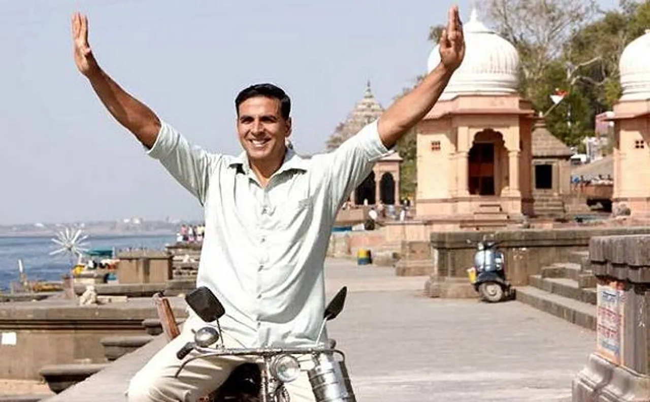 पैडमैन मूवी रिव्यू: अक्षय कुमार की फिल्म देखने से पहले पढ़ें कहानी