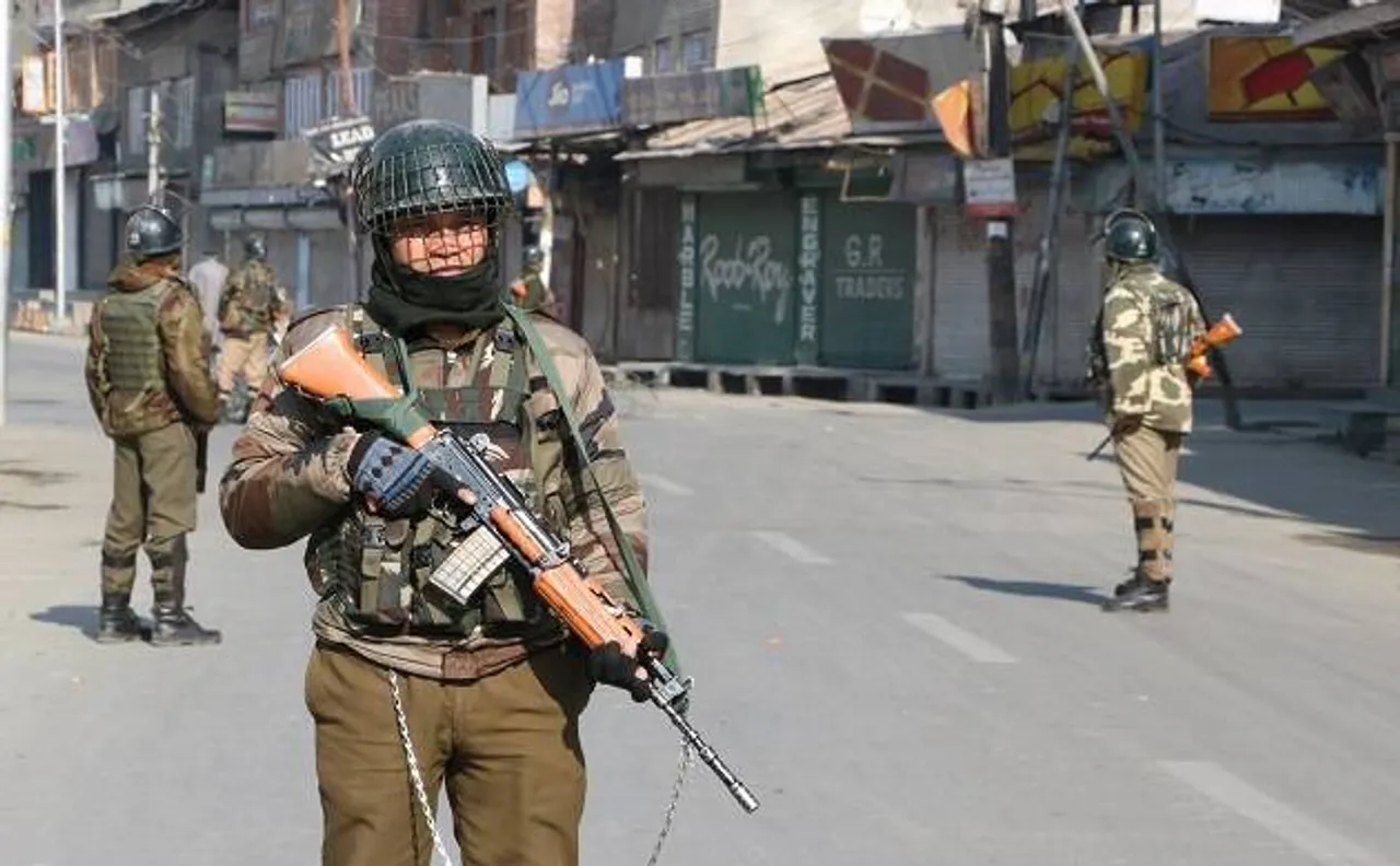 सुंजवान आतंकी हमले के बीच अलगाववादियों ने बुलाया कश्मीर बंद