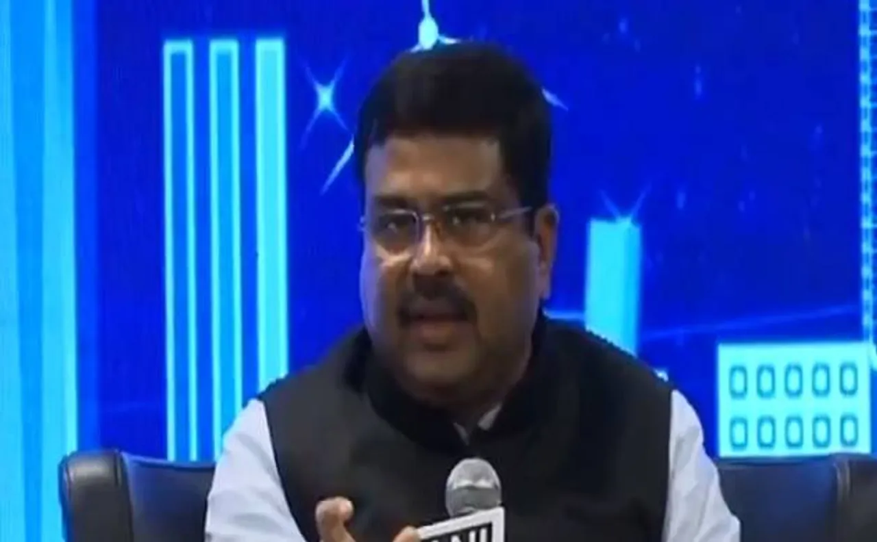 केंद्रीय मंत्री ने पाकिस्तान को बताया 'छुटपुटिया देश', कहा- हमारी सेना देगी मुंहतोड़ जवाब