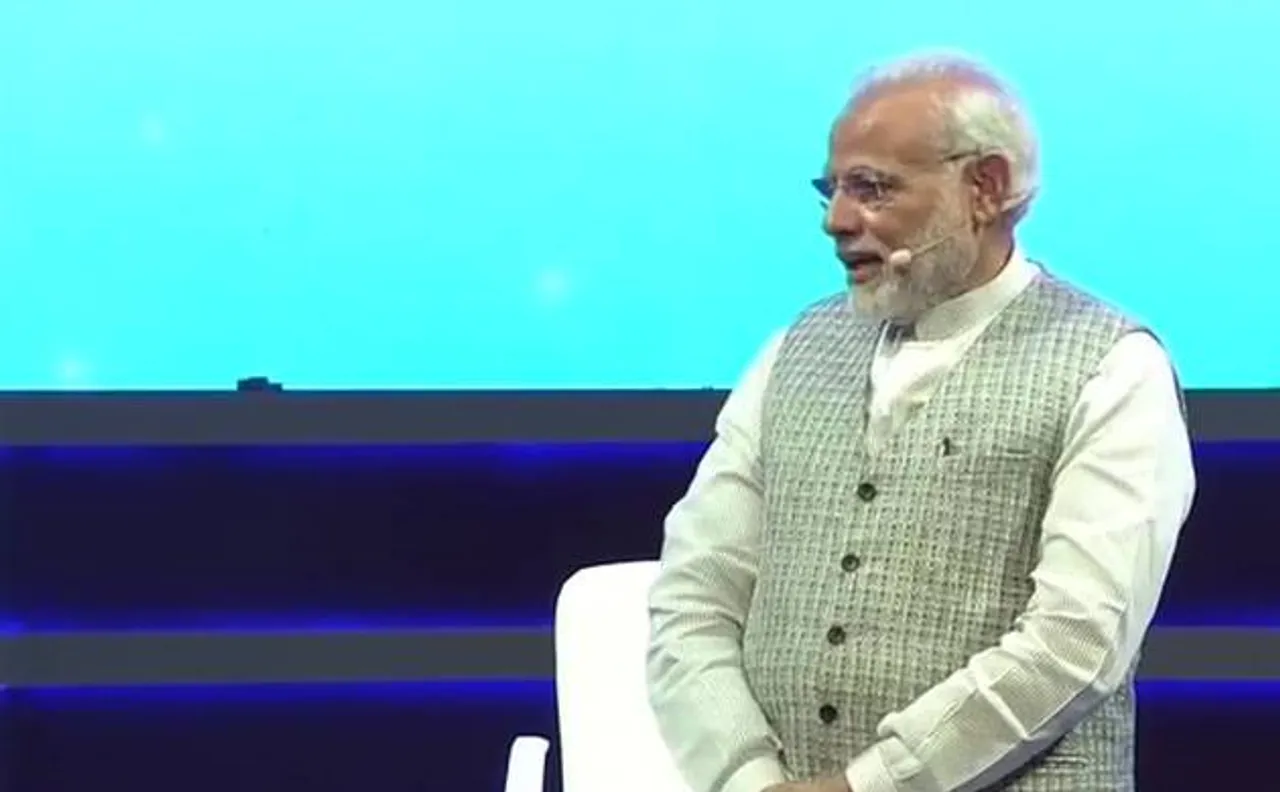 पीएम मोदी ने छात्रों को दिया गुरू मंत्र, कहा- कोशिश करने से आत्मविश्वास बढ़ता है