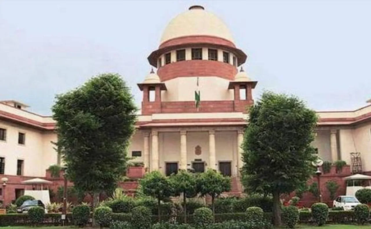 सुप्रीम कोर्ट ने चुनाव आयोग को 'अधिक अधिकार' देने की मांग वाली याचिका पर केंद्र को भेजा नोटिस