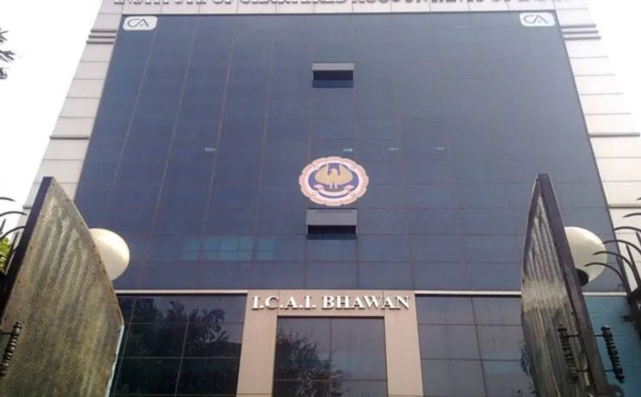 ICAI ने पीएनबी और गीतांजलि के ऑडिटर्स को भेजा कारण बताओ नोटिस, होगी इनके खिलाफ कार्रवाई