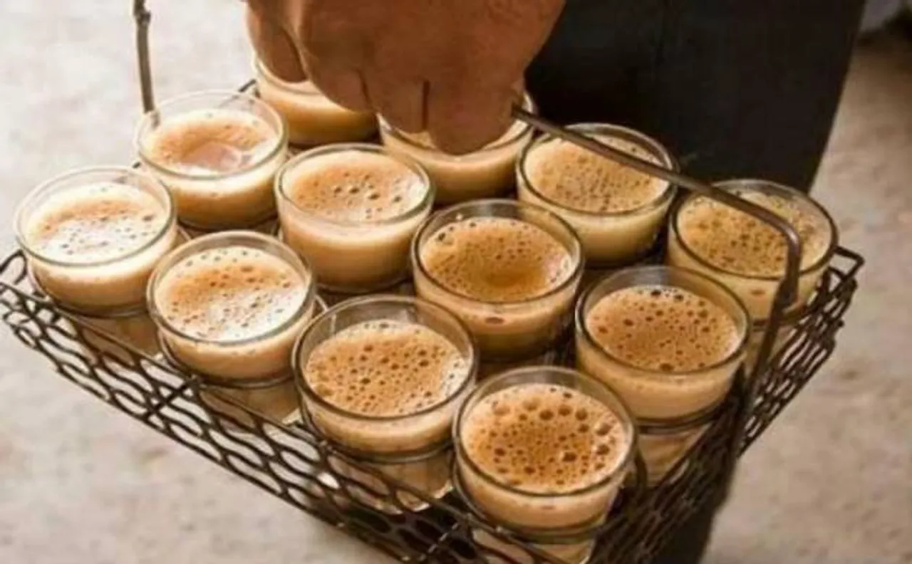 पुणे का यह चायवाला हर महीने कमाता है 12 लाख़ रुपये, जानिए कैसे