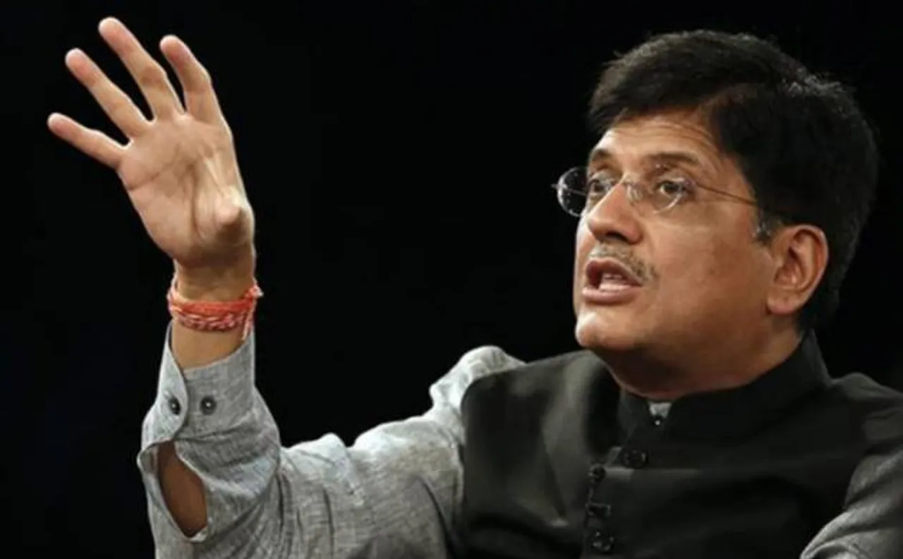पीएनबी घोटालाः रेल मंत्री पीयूष गोयल ने कहा- कांग्रेस के कार्यकाल में शुरू हुई थी गड़बड़ी