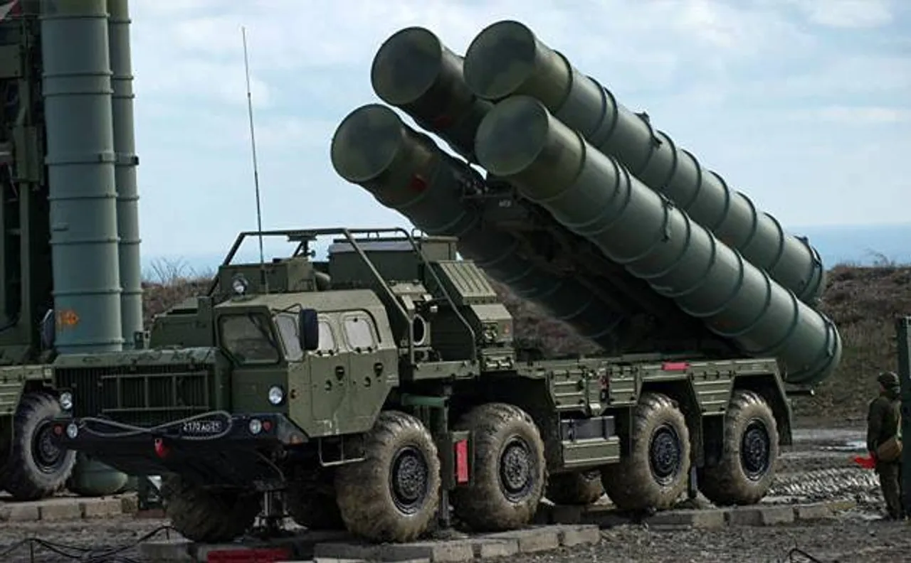 रूस दौरे पर जाएंगी रक्षा मंत्री निर्मला सीतारमण, S-400 मिसाइल खरीदने पर बन सकती है बात