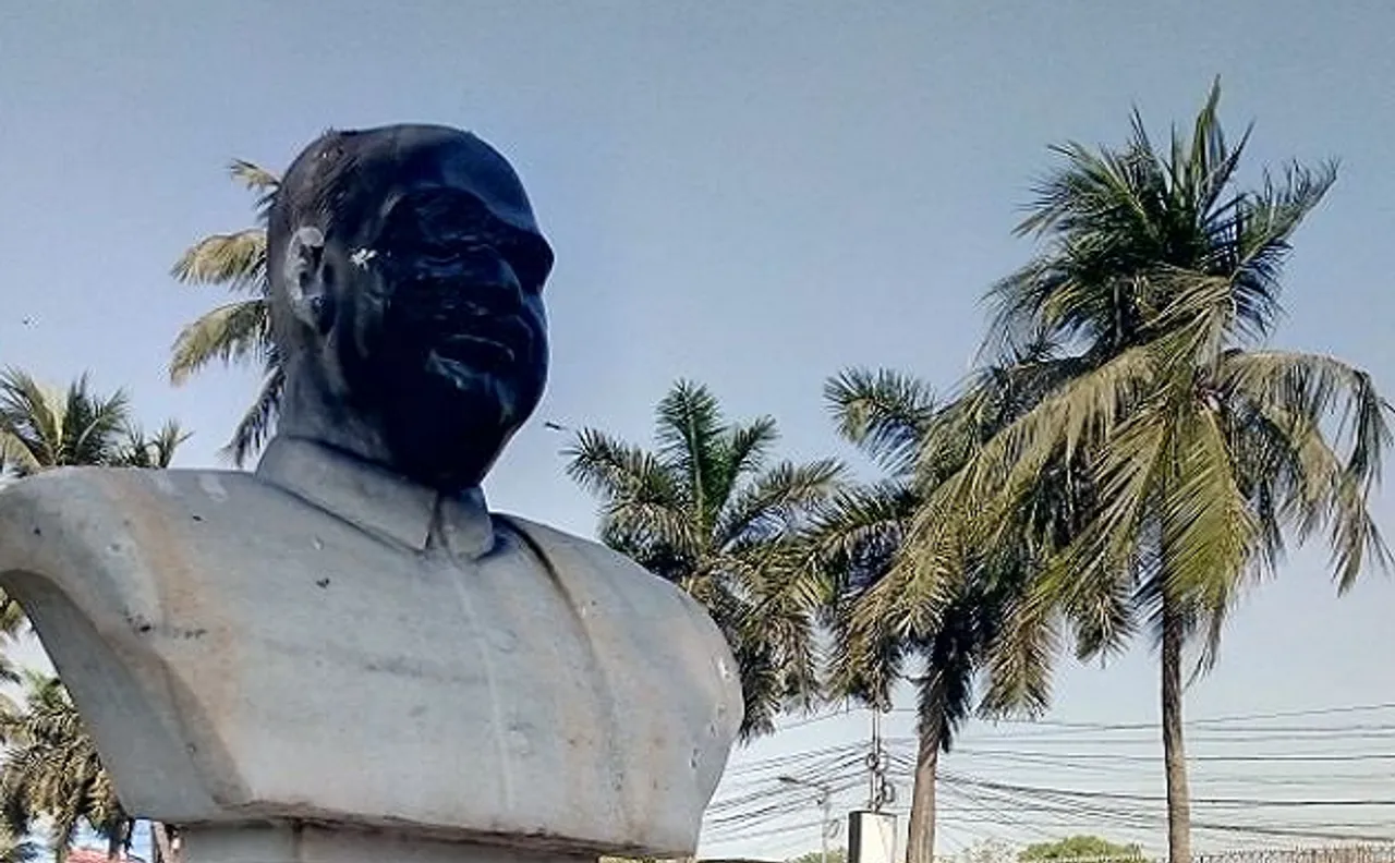 मूर्ति तोड़ने की घटनाएं जारी, लेनिन, पेरियार के बाद श्यामा प्रसाद मुखर्जी की मूर्ति तोड़ी, बीजेपी ने की निंदा
