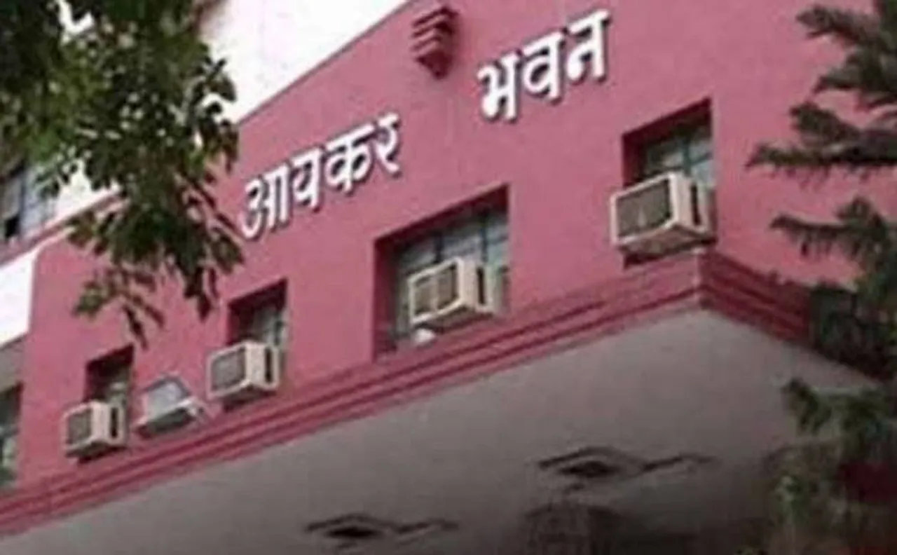 उत्तर प्रदेशः गुप्ता ब्रदर्स परिवार के ठिकानों पर आयकर विभाग ने की छापेमारी, दस्तावेज किये जब्त
