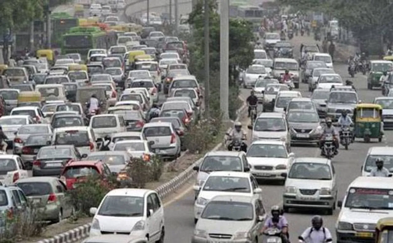 यात्री कार की बिक्री फरवरी में 3.7 फीसदी बढ़ी : सियाम