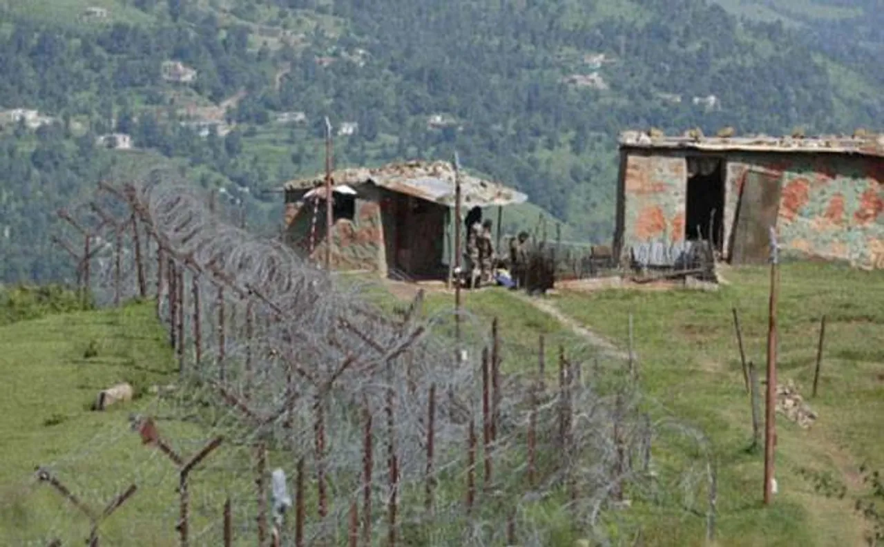 सरकार ने बताया, इस साल पाकिस्तान कर चुका है 633 बार सीज़फायर का उल्लंघन