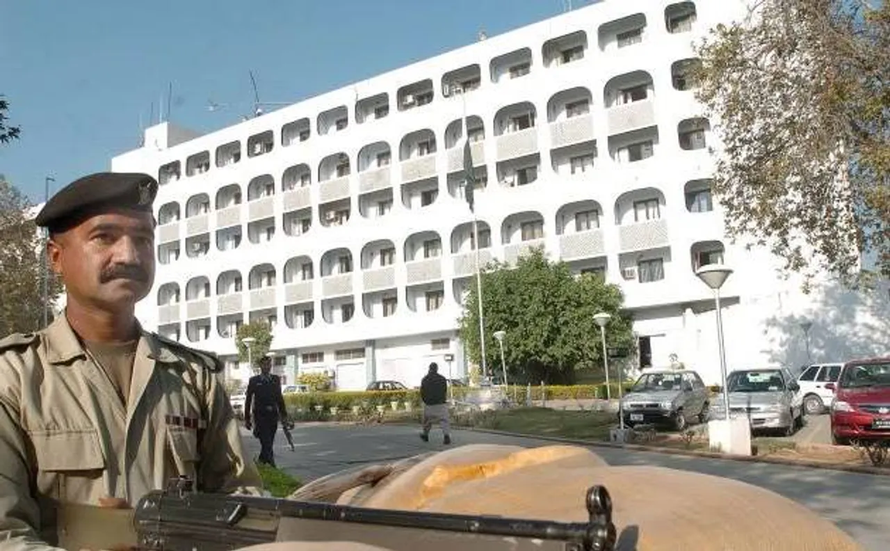 पाकिस्तान ने भारतीय उपउच्चायुक्त को पाक राजनायिकों से कथित उत्पीड़न के आरोप में किया तलब