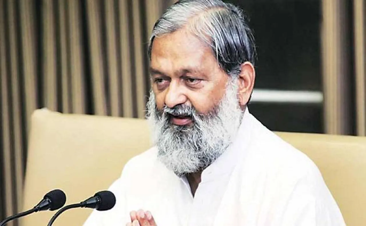 कांग्रेस सासंद बोरा के बाद बीजेपी मंत्री अनिल विज ने भी उठाई राष्ट्र गान में बदलाव की मांग
