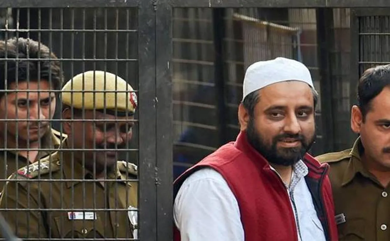 मुख्य सचिव से मारपीट मामला: पुलिस ने विधायक अमानतुल्ला खान और जारवाल से की पूछताछ