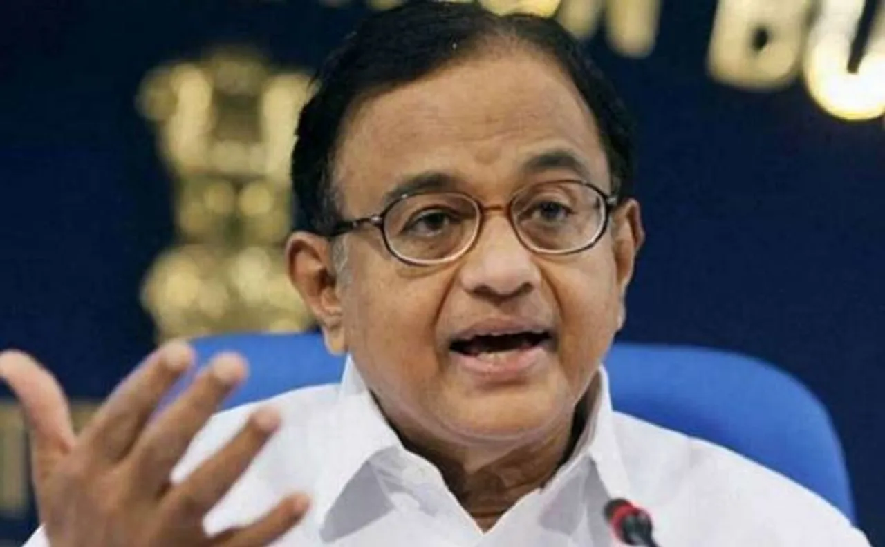चेन्नई एयरपोर्ट पर चाय की क़ीमत सुनकर डरे चिदंबरम, बोले- मैं आउटडेटेड तो नहीं?