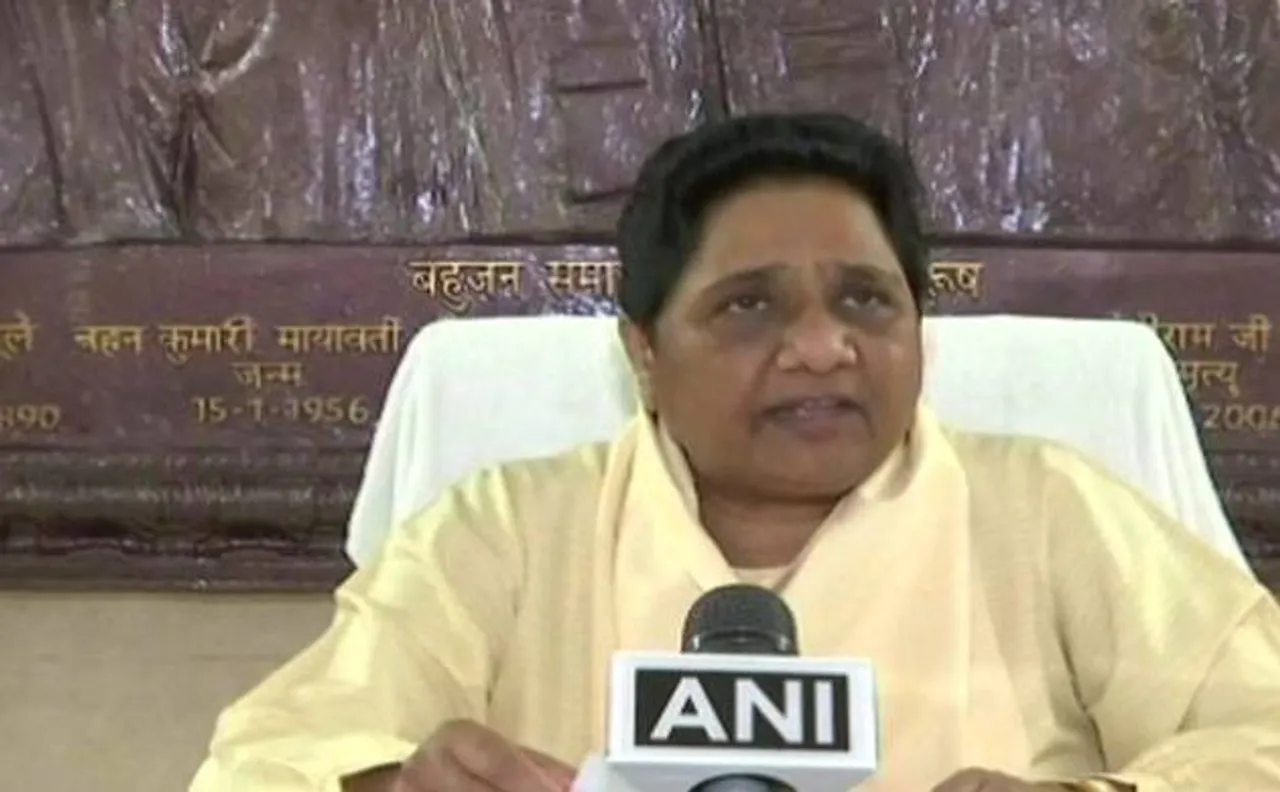 मायावती ने की अंबेडकर की मूर्ति तोड़े जाने की निंदा, योगी सरकार से की कार्रवाई की मांग
