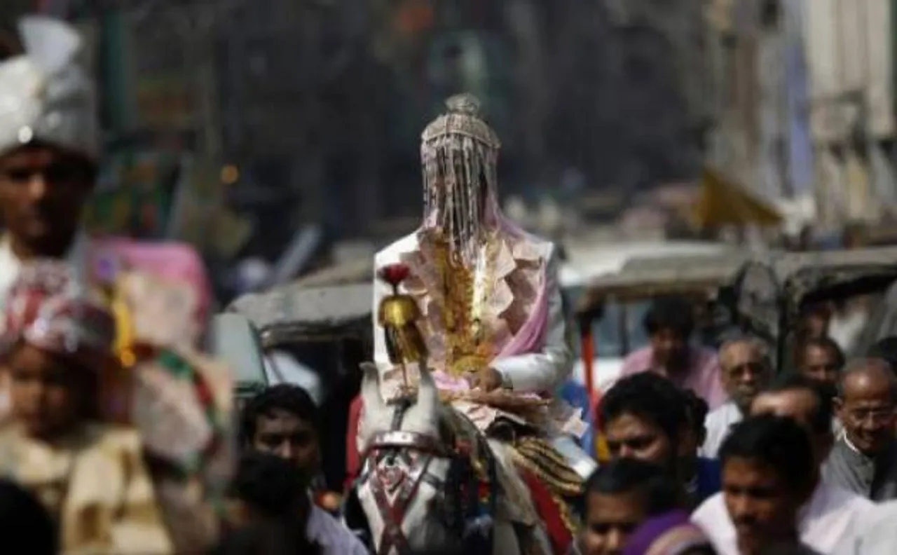 उत्तर प्रदेश: महीनों से रुकी है दलित युवक की शादी, कहा, क्या मैं नहीं हूं हिंदू?