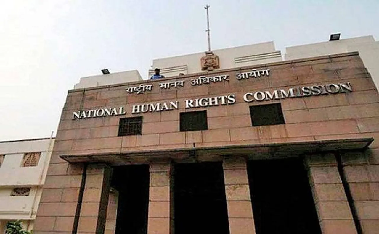 पेपर लीक मामले में सरकार और CBSE को NHRC का नोटिस, 4 हफ्तों में मांगा जवाब