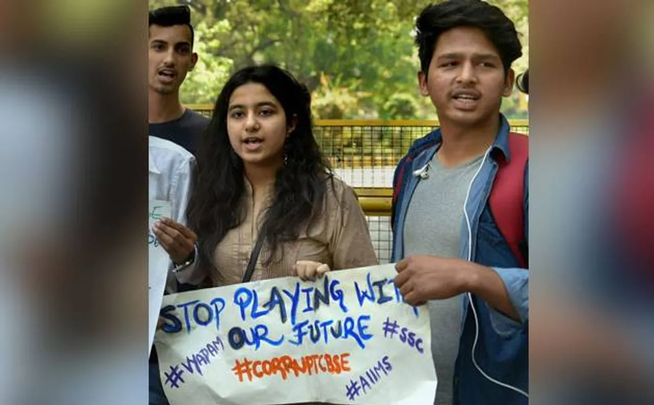 CBSE पेपर लीक मामला : क्राइम ब्रांच पुलिस ने स्कूल के प्रिंसिपल से की 6 घंटे तक पूछताछ