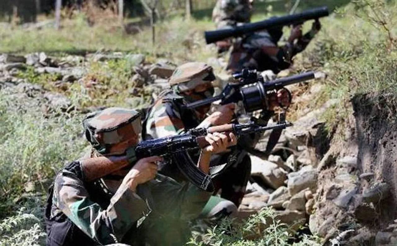 जम्मू-कश्मीर: पुंछ में पाकिस्तान ने फिर से किया सीजफायर उल्लंघन, 1 जवान शहीद, 4 घायल