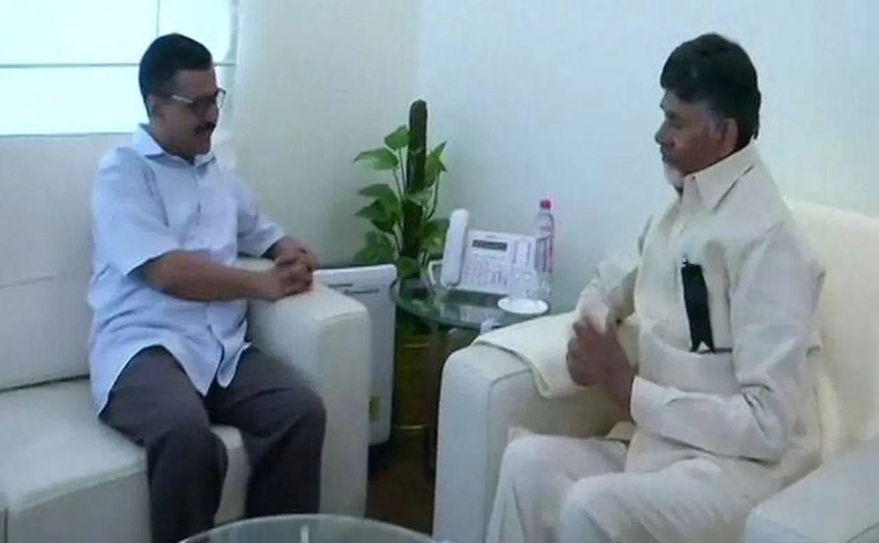 चंद्रबाबू नायडू ने दिल्ली के सीएम अरविंद केजरीवाल से की मुलाकात, बीजेपी के खिलाफ गठबंधन पर चर्चा