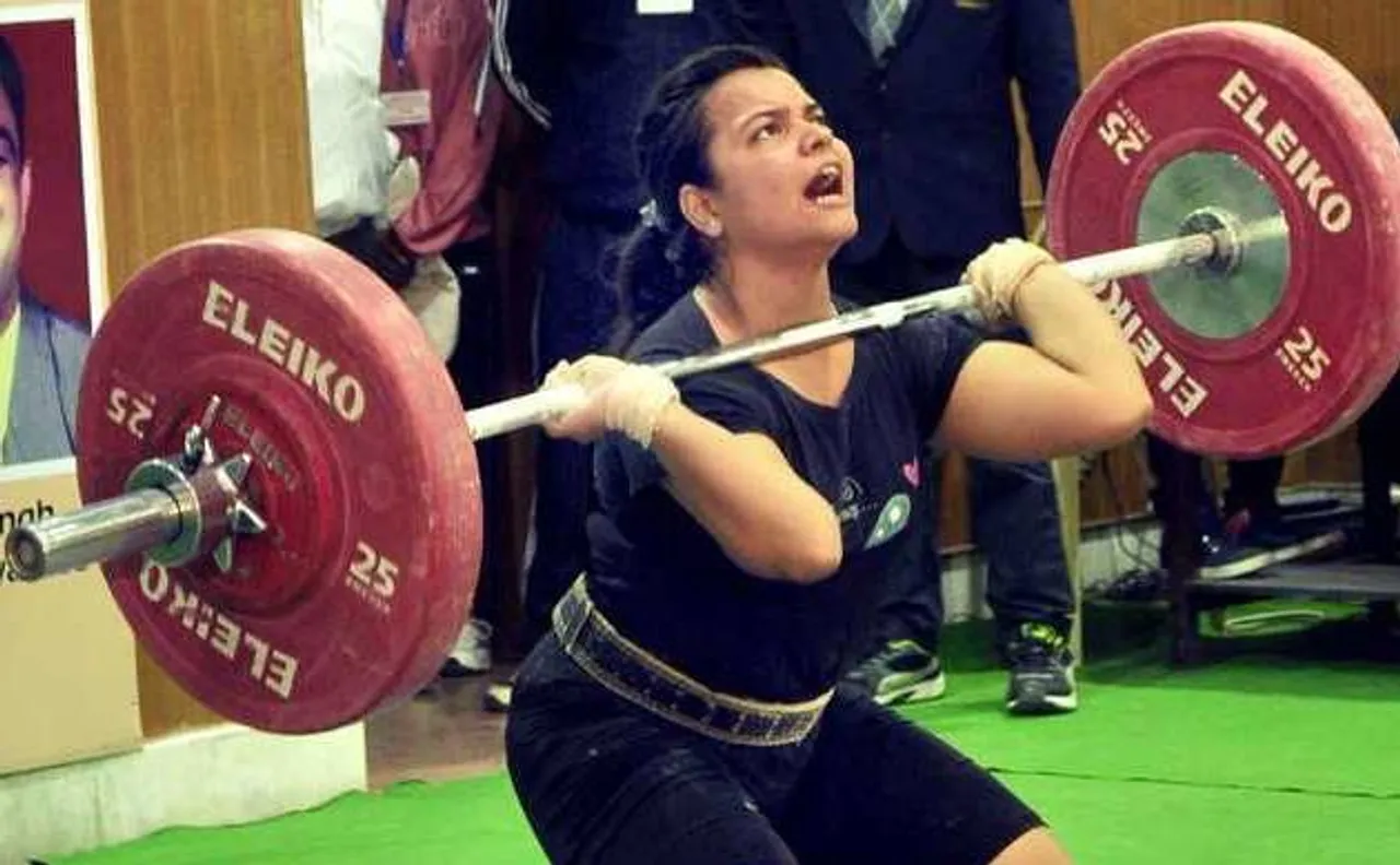 CWG 2018: वेटलिफ्टिंग में भारत की सरस्वती राउत ने किया निराश, नहीं उठा सकी उम्मीदों का भार