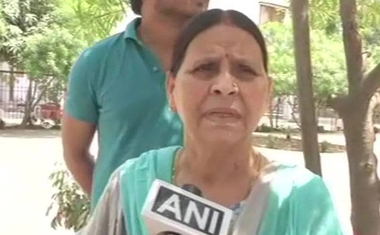 नीतीश को राबड़ी का पत्र, कहा- परिवार को कुछ हुआ तो वो होंगे जिम्मेदार