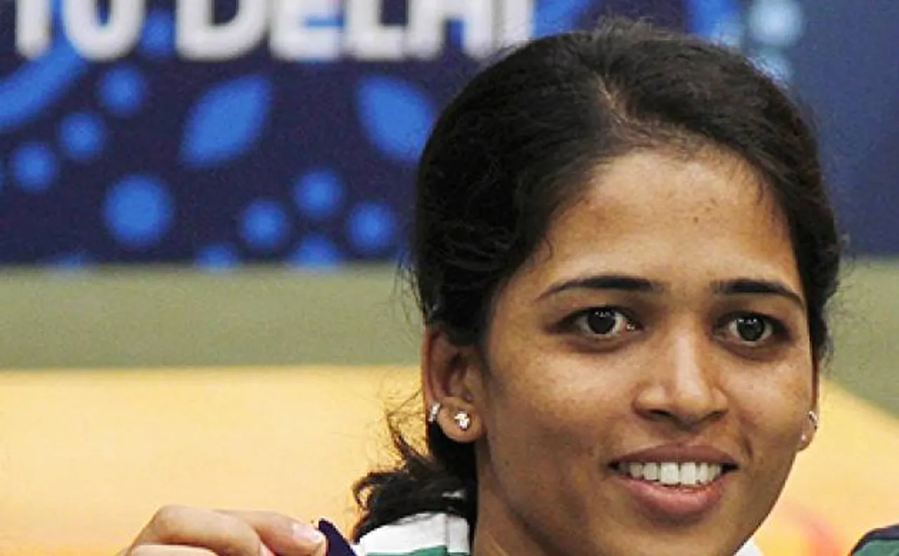 CWG 2018: निशानेबाजी में तेजस्विनी सावंत ने सिल्वर पदक जीता