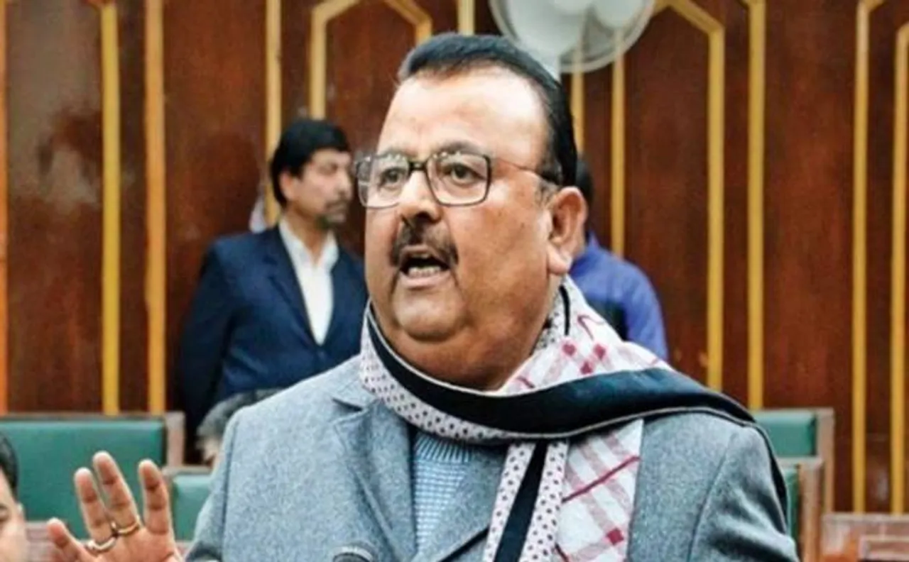 कठुआ गैंगरेप: आरोपियों का समर्थन करने वाले बीजेपी मंत्री चंद्र प्रकाश गंगा और लाल सिंह  ने दिया इस्तीफा