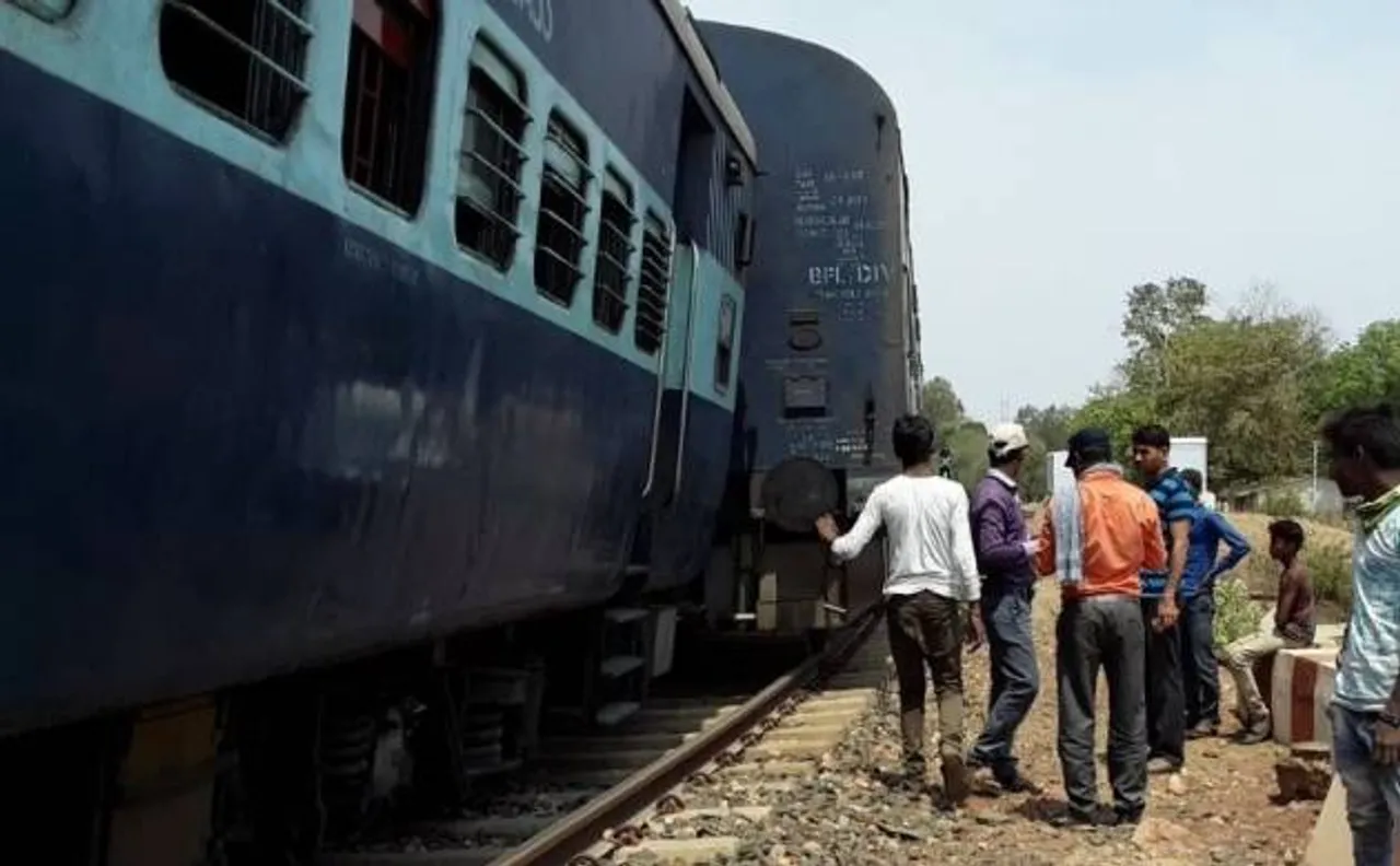 मध्य प्रदेश में कटनी-चोपन ट्रेन बेपटरी, 6 घायल