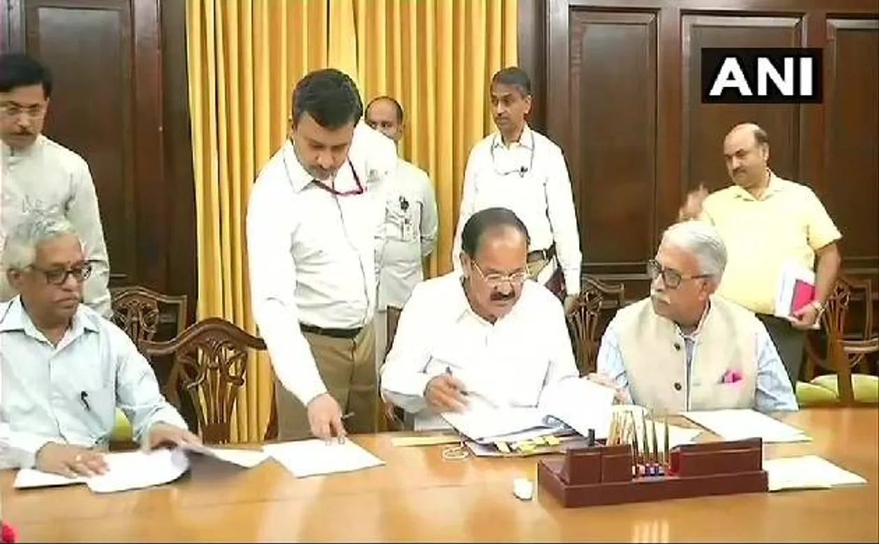 वेंकैया नायडू ने कहा-  CJI के खिलाफ महाभियोग का ठोस आधार नहीं, जानें और क्या कहा