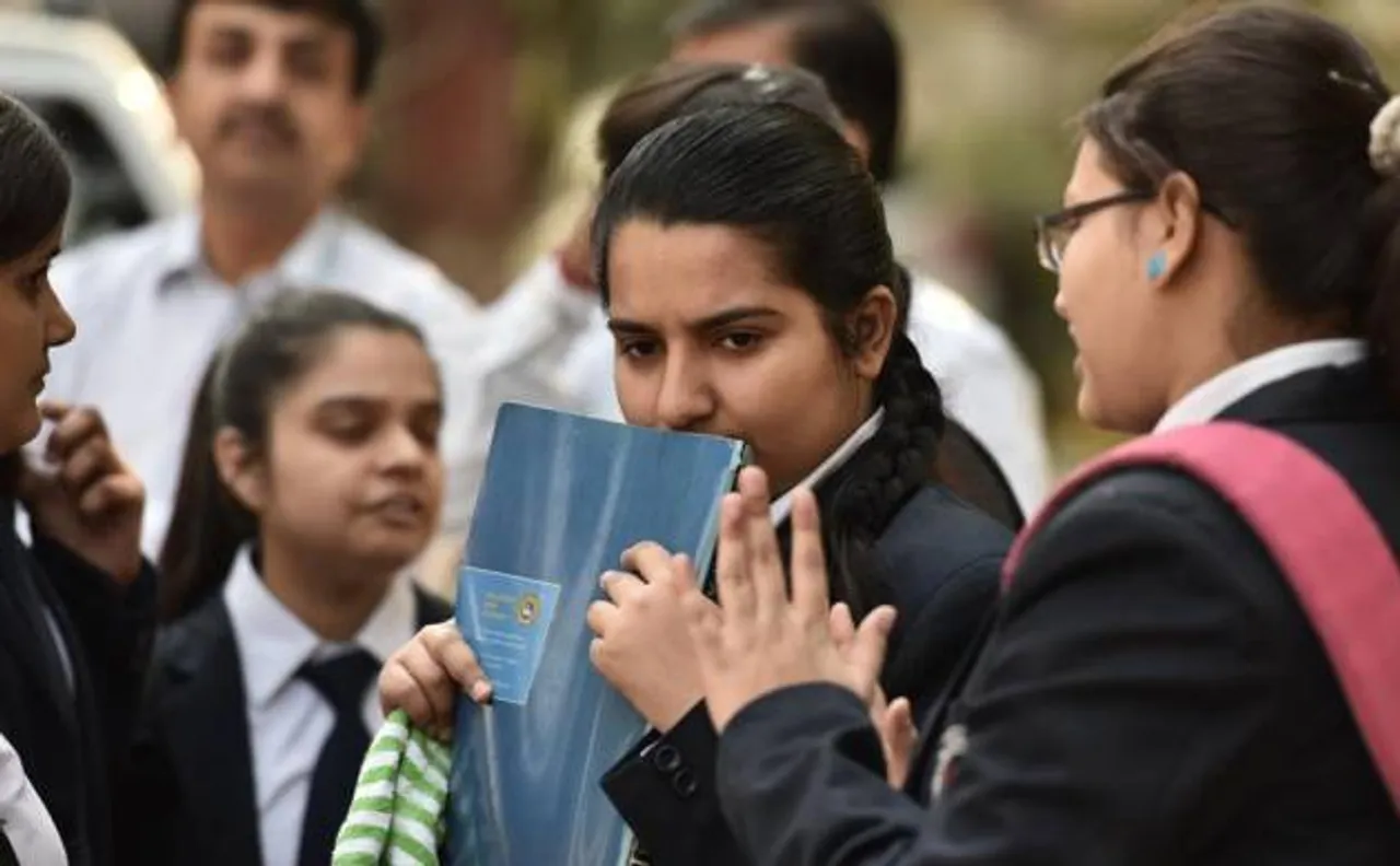 UP बोर्ड के 12वीं में रजनीश-आकाश और 10वीं में अंजलि ने किया टॉप