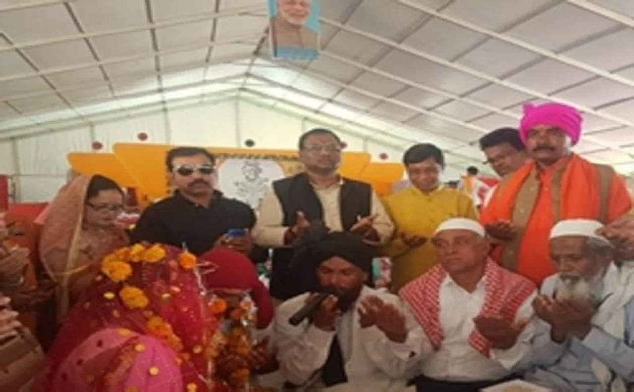 एमपी : आदिवासी युवती का धर्म परिवर्तन कराकर हुआ निकाह, बीजेपी नेताओं ने दी बधाई