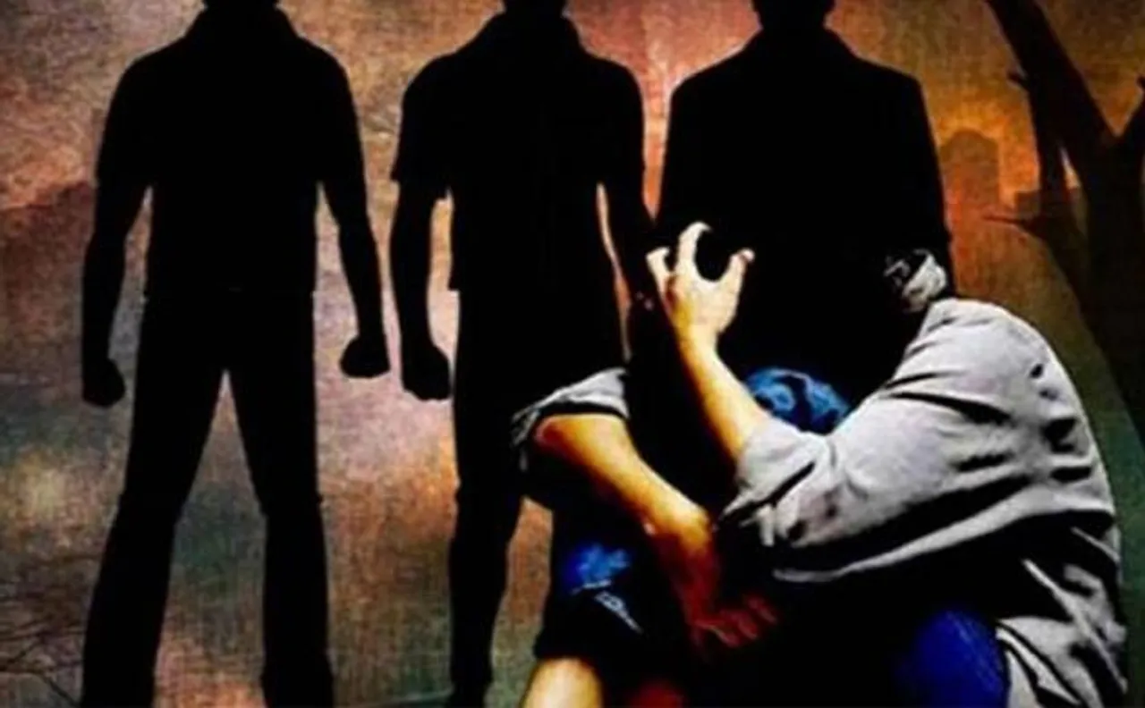 UP : बाजार गई नाबालिग लड़की को किया अगवा, 18 दिन तक करते रहे गैंगरेप