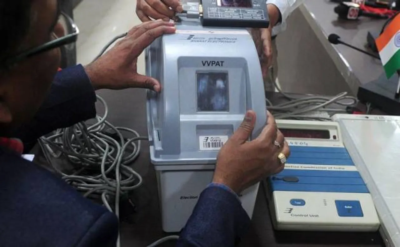 निजी कंपनियों से VVPAT मशीन खरीदने की सलाह को चुनाव आयोग ने किया खारिज