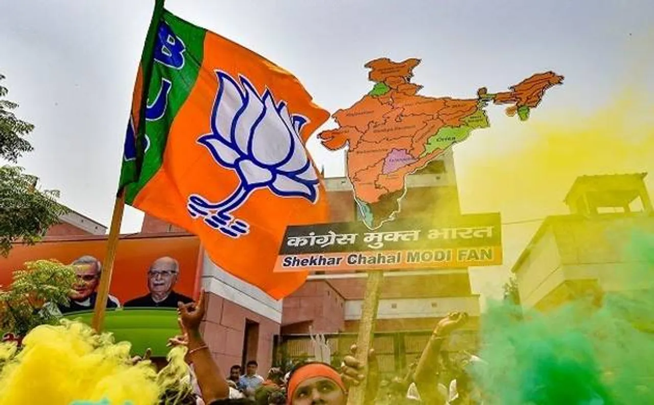 कर्नाटक का जनादेश : बढ़े वोट लेकिन हार गई कांग्रेस, मजबूत हुई बीजेपी पर सरकार बनाने में फंस गया पेच
