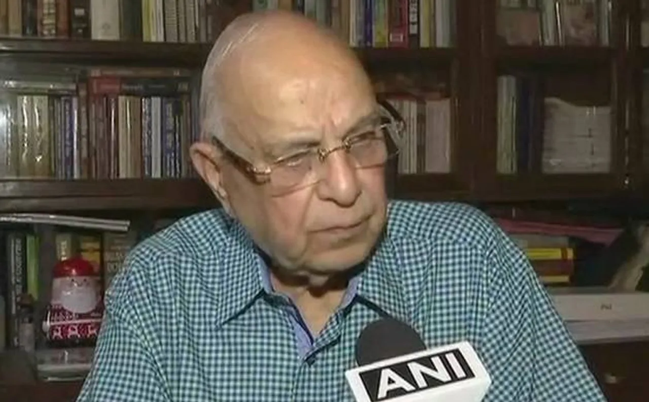 कर्नाटक में राज्यपाल किसी को भी दे सकते हैं बहुमत साबित करने का पहला मौका: संविधान विशेषज्ञ
