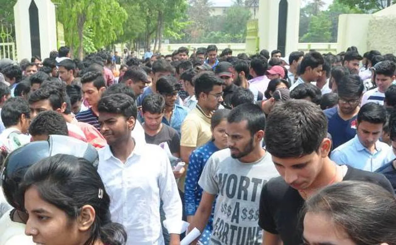 WBBSE result 2018: आज जारी हो सकते हैं 10वीं के नतीजे, 12वीं के लिए करना होगा इंतजार, ऐसे करें चेक