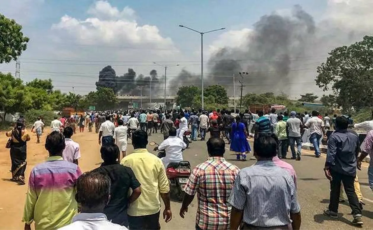 तूतीकोरिन प्लांट को बंद करने के फैसले के बाद तमिलनाडु सरकार ने SC में कैविएट फाइल किया