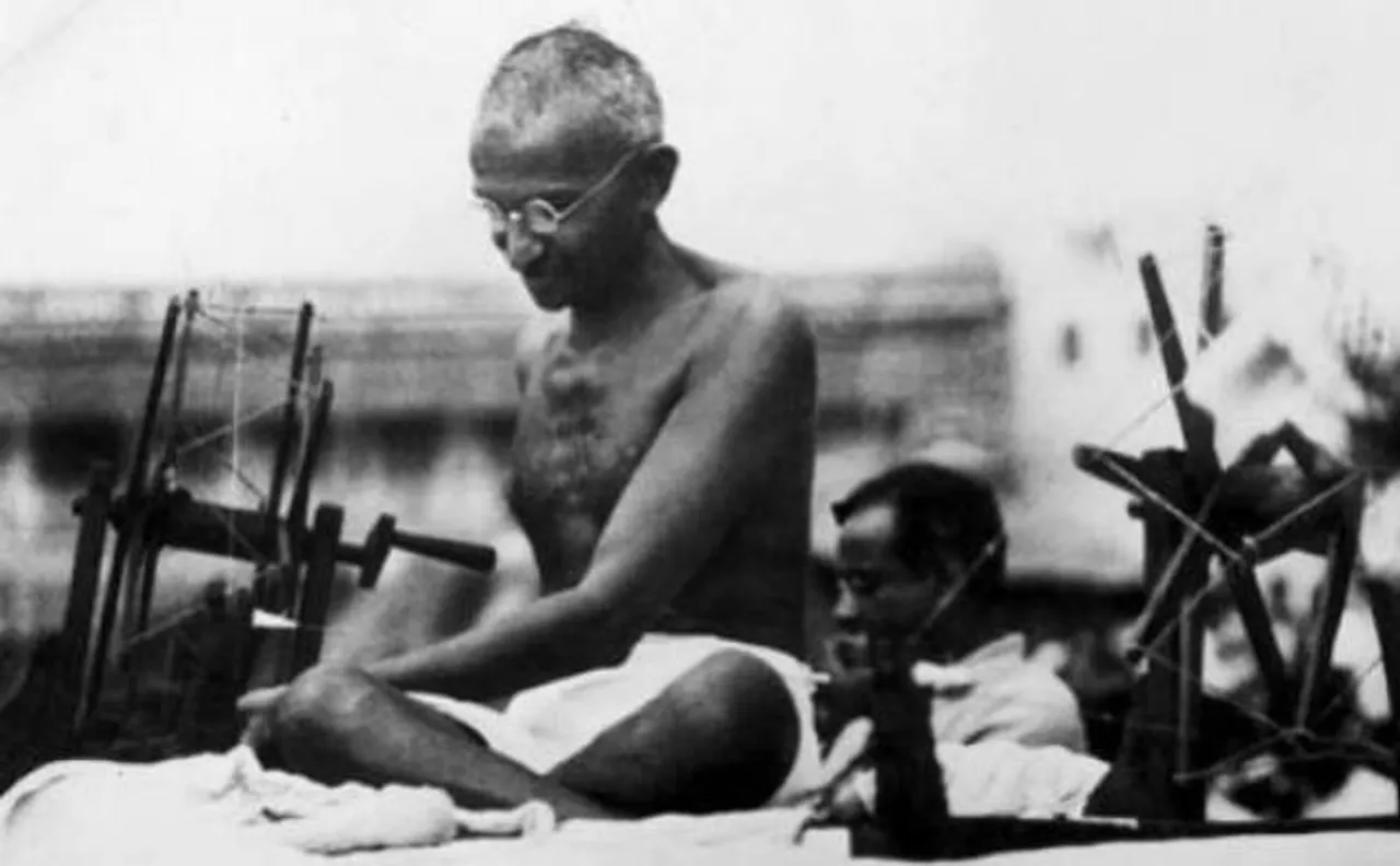 RSS के कार्यक्रमों में गांधी समेत कई मशहूर हस्तियां कर चुकी शिरकत !