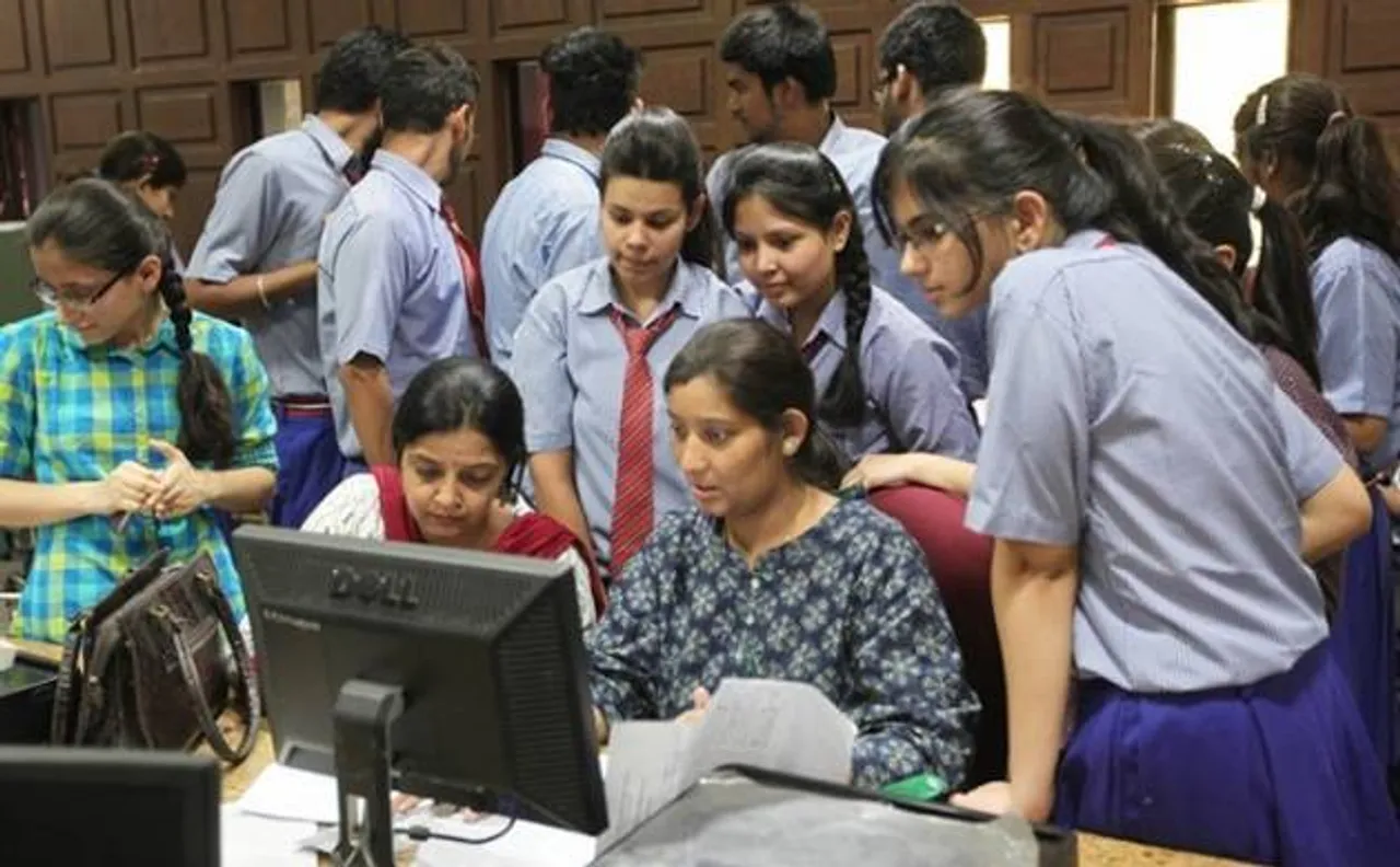 JEE Advanced का रिजल्ट घोषित, रुड़की के प्रणब बने टॉपर