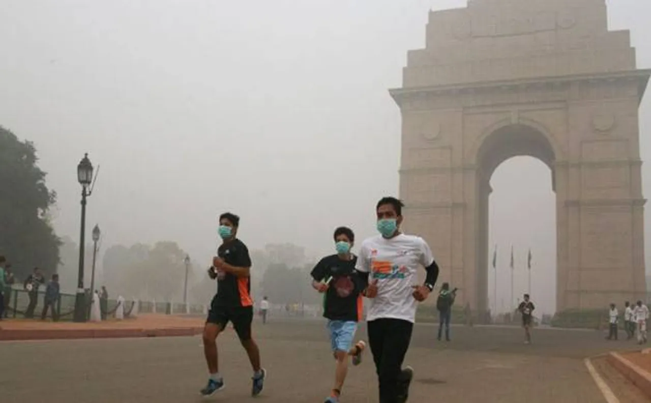 दिल्ली में धूल से बचने के लिए पहनें मास्क, घर से न निकलें : डॉक्टर्स