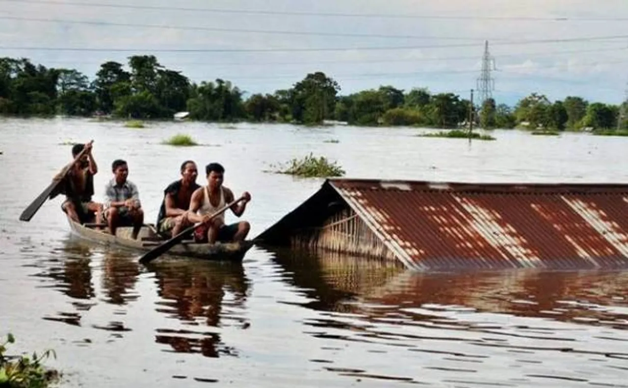 पूर्वोत्तर में बाढ़ से 23 लोगों की मौत, असम में साढ़े 4 लाख से ज्यादा लोग प्रभावित