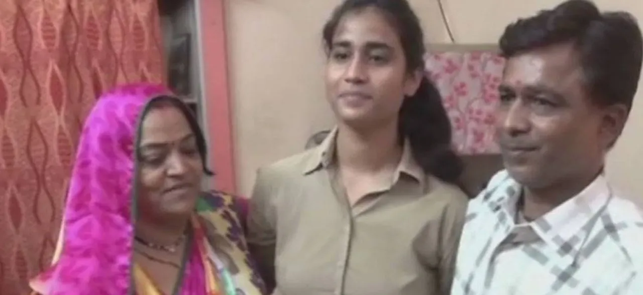 मध्यप्रदेश: चाय वाले की बेटी आंचल आसमान में भरेगी उड़ान, उड़ाएगी लड़ाकू विमान