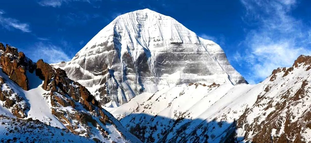 कैलाश मानसरोवर यात्रा: भारी बारिश के कारण नेपाल में फंसे 1500 तीर्थयात्री, विदेश मंत्री ने किया ट्वीट