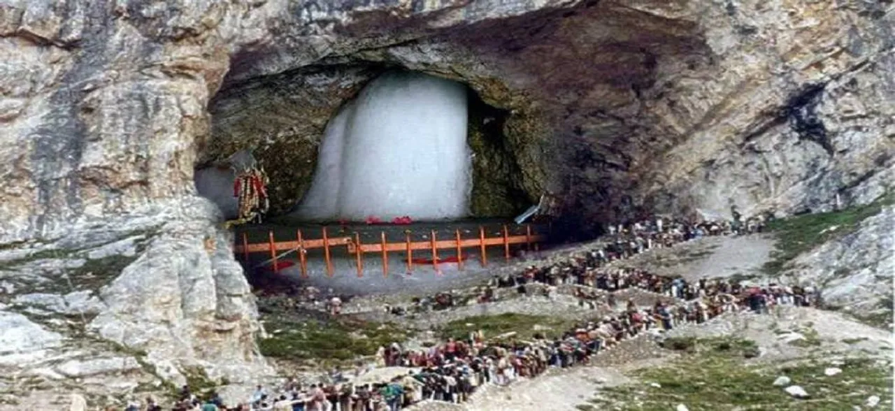 अमरनाथ यात्रा के लिए 4,956 तीर्थयात्रियों का जत्था रवाना, अब तक 1,17,785 तीर्थयात्री कर चुके हैं पवित्र गुफा के दर्शन