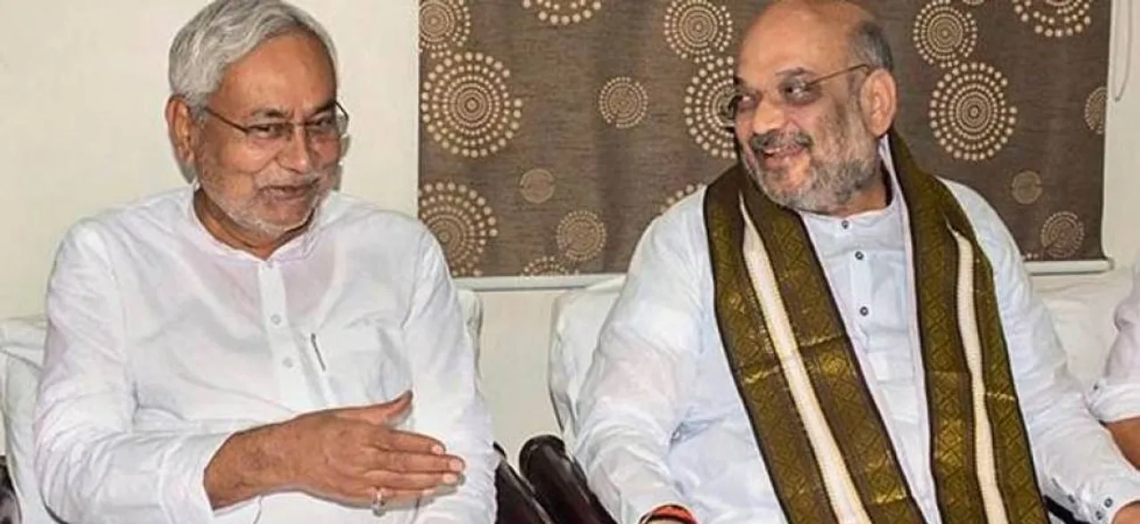 विपक्षी महागठबंधन 'लार टपकाता रहे', नीतीश हमारे साथ: अमित शाह